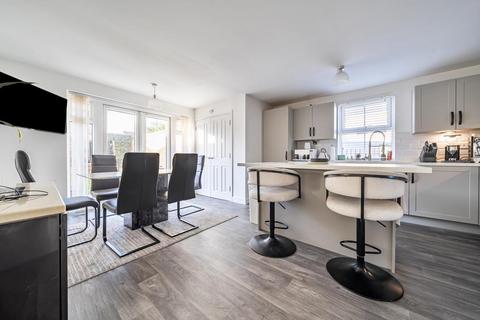 4 bedroom townhouse for sale, Albuhera Road, Aldershot GU11