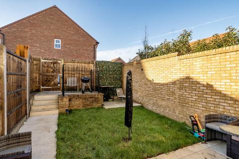 4 bedroom townhouse for sale, Albuhera Road, Aldershot GU11
