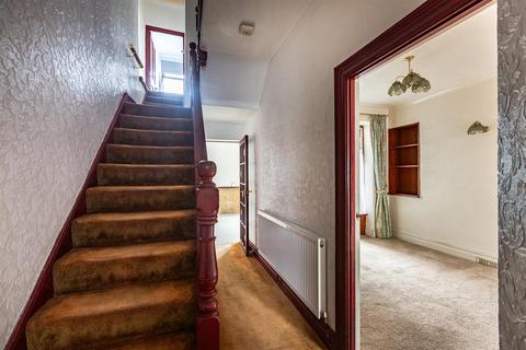 3 bedroom terraced house for sale, College Hill, Llanelli