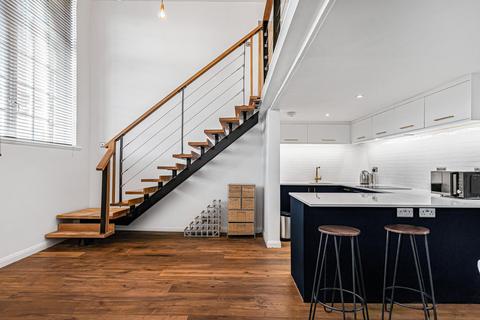 1 bedroom apartment to rent, Durward Street, London, E1