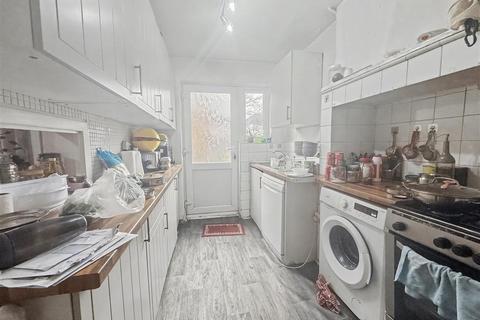 3 bedroom semi-detached house for sale, Headstone Gardens, Harrow