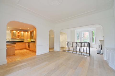 2 bedroom ground floor maisonette for sale, Southwood Avenue, London N6