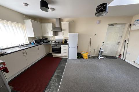 1 bedroom flat to rent, Lysaght Way, Newport, Newport