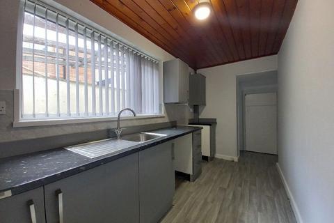 3 bedroom terraced house to rent, Colenso Street, Hartlepool TS26