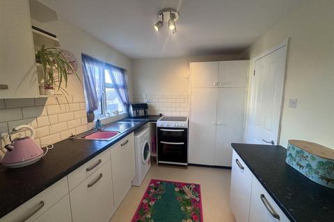 2 bedroom apartment to rent, REN016 - St Saviour