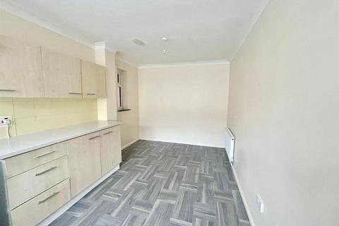 4 bedroom house to rent, Cobden Street, Walsall