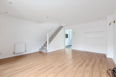 3 bedroom semi-detached house to rent, Riverhead, Sevenoaks TN13 2QU
