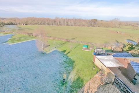 4 bedroom detached bungalow for sale, Green Lane, North Leigh, OX29