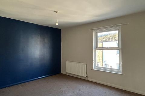 2 bedroom terraced house to rent, Alma Road, Ramsgate, CT11