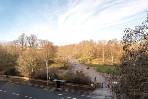 undefined, Hyde Park Gate