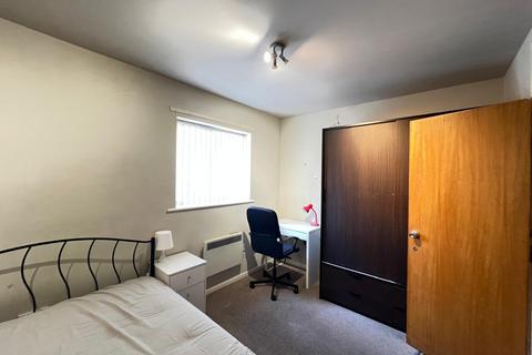 3 bedroom flat to rent, Charlotte Mews, Newcastle upon Tyne NE1