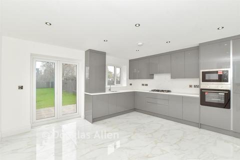 Somerville Road, Romford RM6
