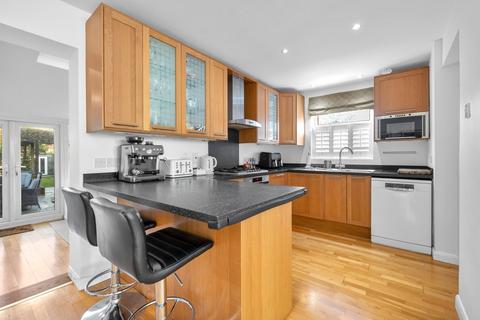 4 bedroom semi-detached house for sale, Grotto Road, Weybridge, KT13