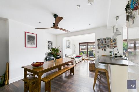 4 bedroom terraced house for sale, The Chase, London, SW16