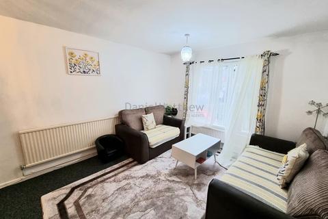 2 bedroom flat for sale, Daviot Street, Cardiff, CF24