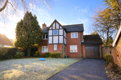 4 bedroom detached house for sale, Roedean Close, Orpington, BR6
