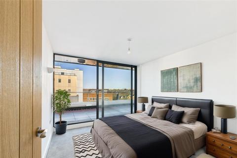 2 bedroom apartment for sale, Streatham High Road, London, SW16