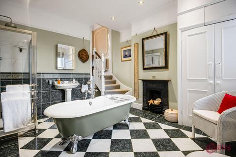 5 bedroom terraced house for sale, Park Avenue North, N8