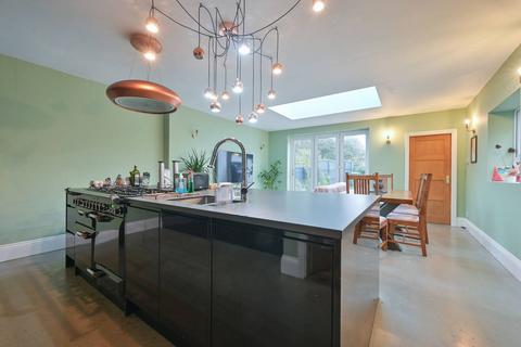 3 bedroom semi-detached house for sale, Melbourne Road, Bushey, WD23