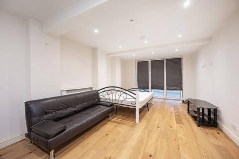 1 bedroom flat to rent, Geldeston Road, Clapton, London, E5