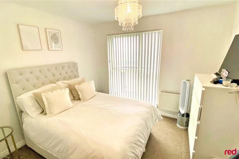 2 bedroom flat to rent, Cambria House, Rodney Road,