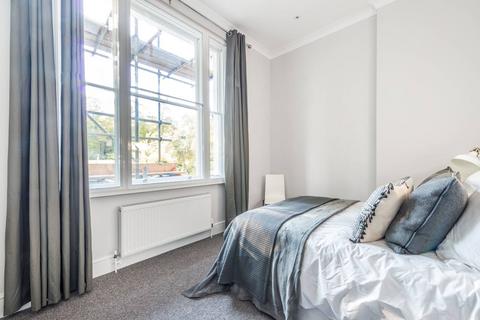 1 bedroom flat to rent, Royal Cresent, Holland Park, London, W11