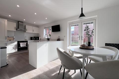 3 bedroom detached house for sale, Ripon Close, Towcester