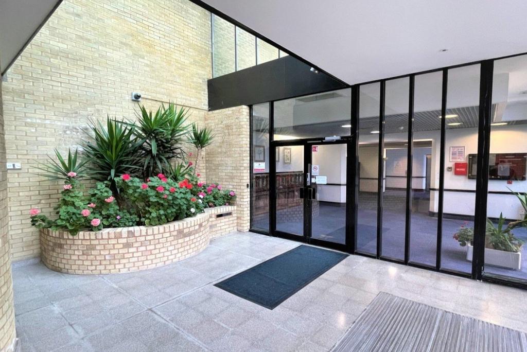 Communal Lobby