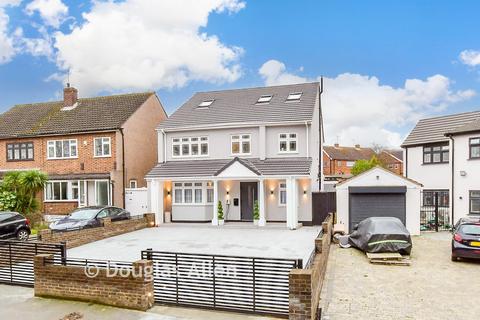 6 bedroom detached house for sale, Sackville Crescent, Harold Wood RM3