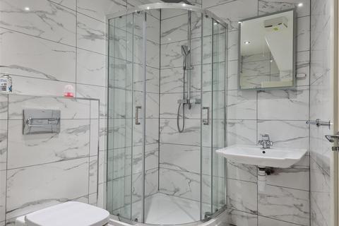 1 bedroom flat to rent, The Triangle, Aldershot