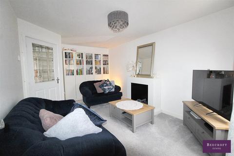 3 bedroom semi-detached house for sale, Lundhill Drive, Wombwell, Barnsley