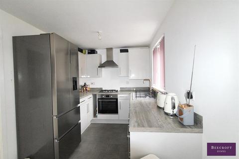 3 bedroom semi-detached house for sale, Lundhill Drive, Wombwell, Barnsley