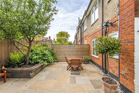 2 bedroom ground floor flat for sale, Cricklade Avenue, London, SW2