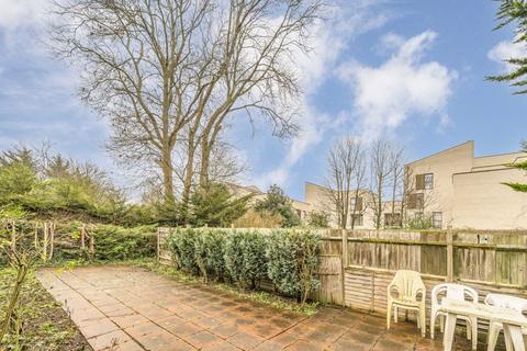2 bedroom flat to rent, Christchurch Avenue, London NW6