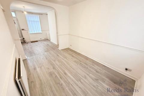 2 bedroom terraced house to rent, Benson Street, Staffordshire ST6