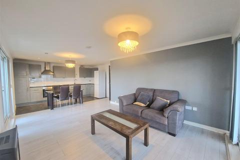 2 bedroom apartment to rent, Grand Union Heights. Alperton