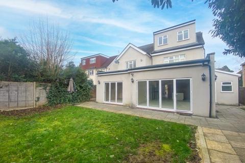 1 bedroom in a house share to rent, 57 Uxbridge Road, Stanmore