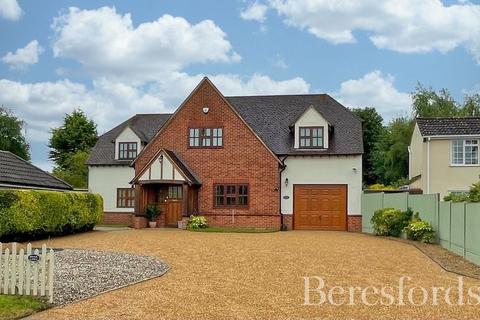 4 bedroom detached house for sale, Harwich Road, Wix, CO11