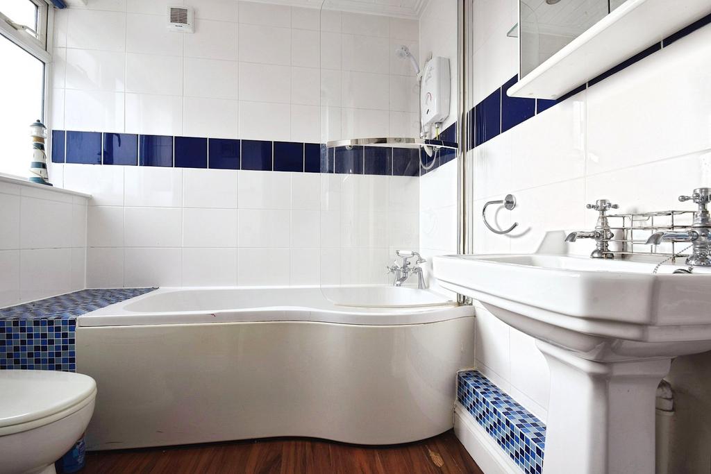 Family Bathroom W.C