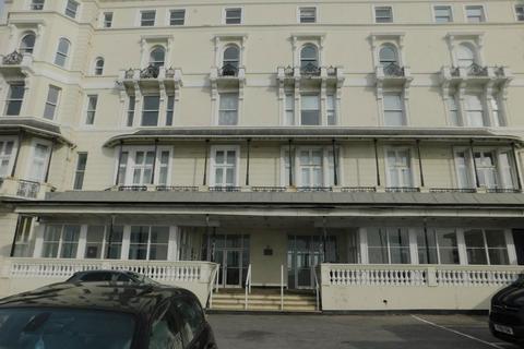 2 bedroom flat to rent, The Queens Apartments, Hastings, East Sussex