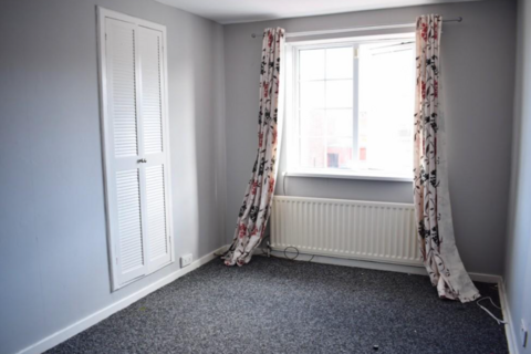 3 bedroom detached house to rent, Nash Avenue, South Shields NE34
