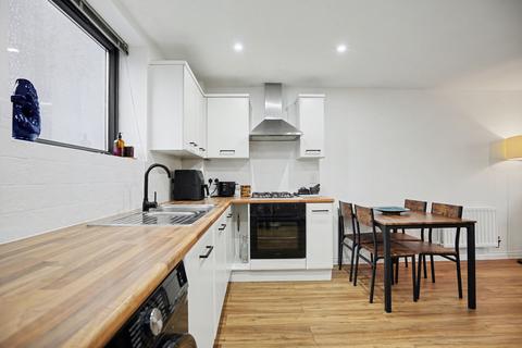 2 bedroom flat for sale, Clifford Way, Maidstone, ME16
