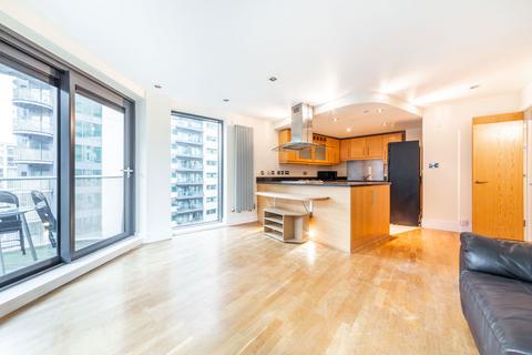 2 bedroom flat to rent, Millharbour, London E14