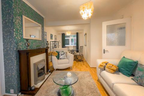 2 bedroom semi-detached house to rent, Woodside Avenue, Glasgow G46