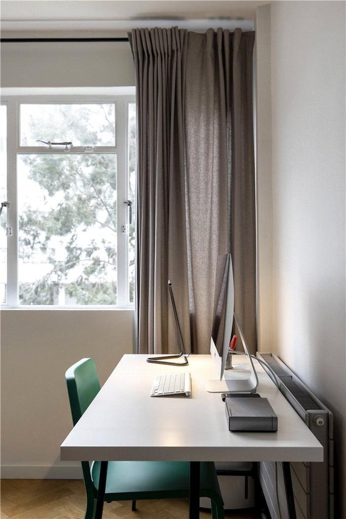 Bedroom Detail