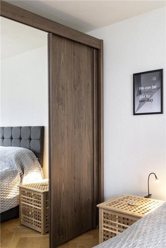 Bedroom Detail
