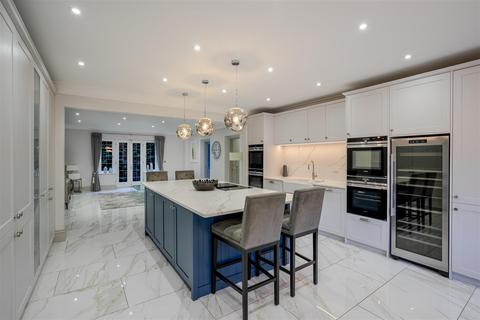 undefined, Queens Hill Rise, Ascot