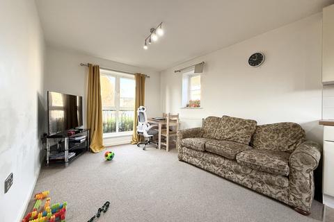 2 bedroom flat to rent, Rathbone Crescent, PETERBOROUGH PE3