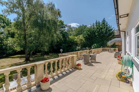 5 bedroom detached house for sale, The Broadwalk, Northwood HA6