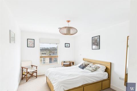 2 bedroom apartment for sale, Streatham High Road, London, SW16